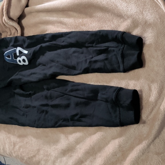 Men's Aeropostale joggers - Picture 4 of 5